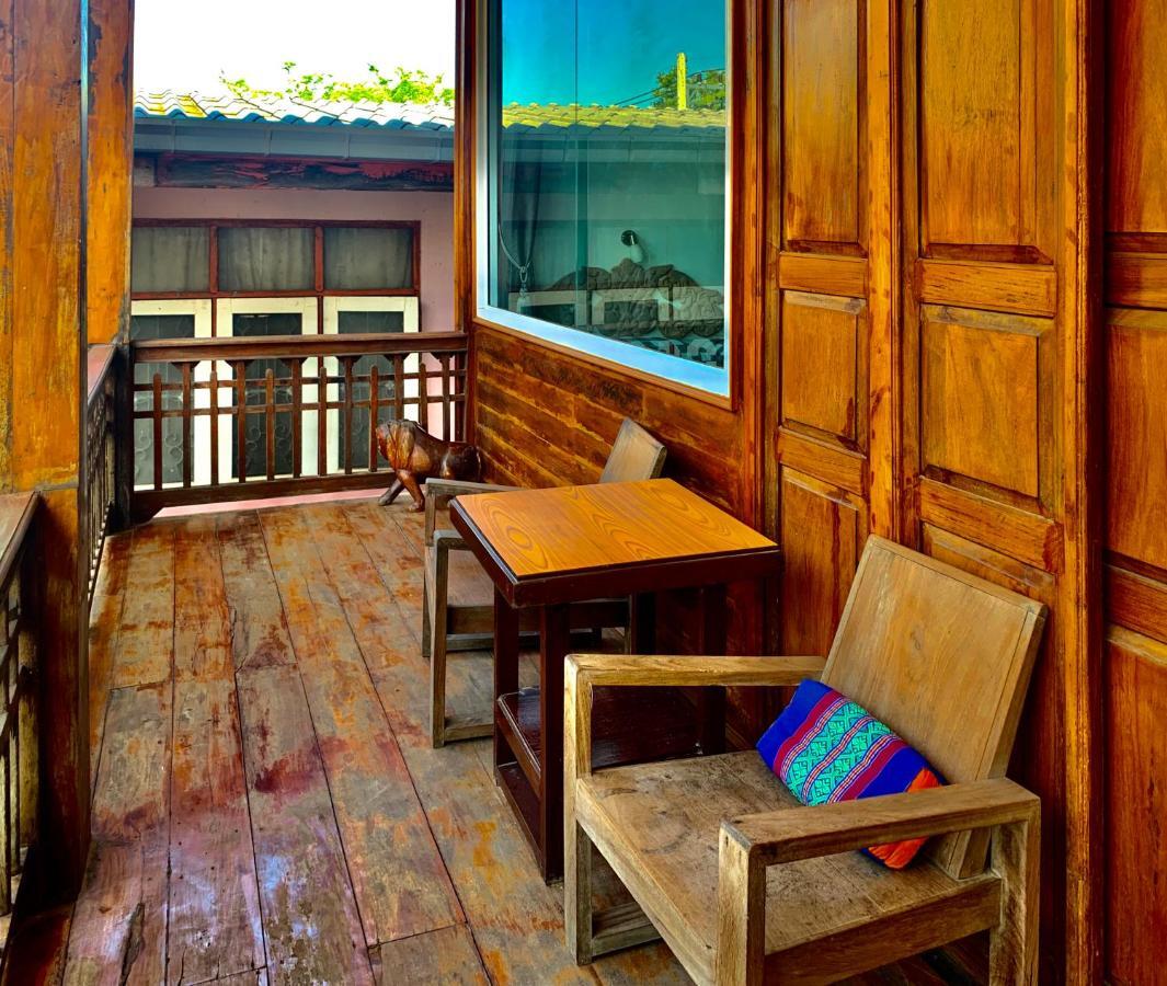 Une Jai Place เรือนอุ่นใจ Phimai المظهر الخارجي الصورة
